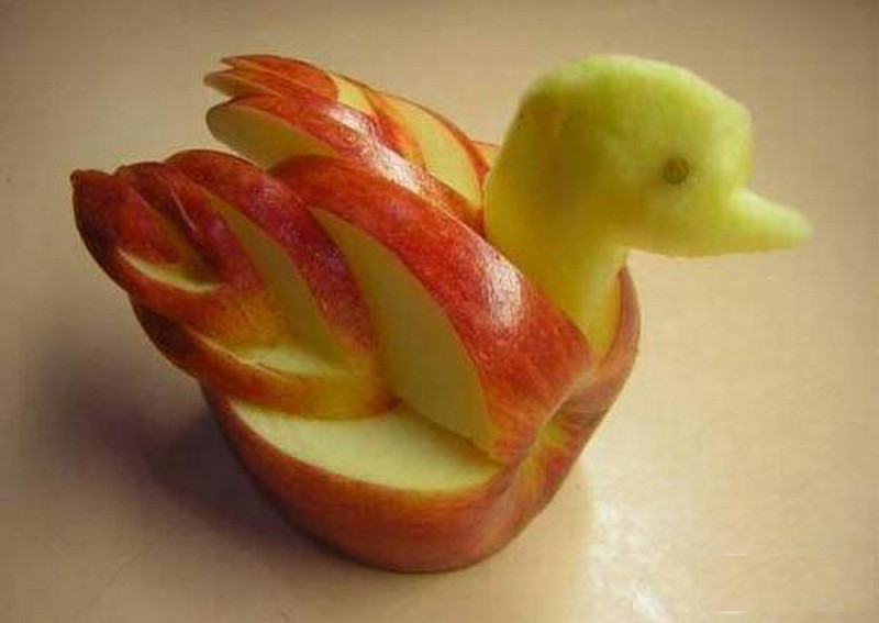 apple-carving-food-art