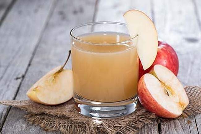 Jus de pomme frais -Comment faire un bon jus de pomme maison- faire un jus de pomme frais- presser des pomme avec un extracteur- réaliser un bon jus de pomme- le meilleur jus de pomme frais- jus de pomme bio- jus de pomme maison